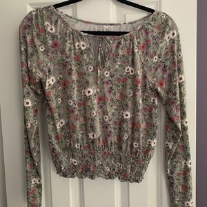 American Eagle Long Sleeved Floral Top